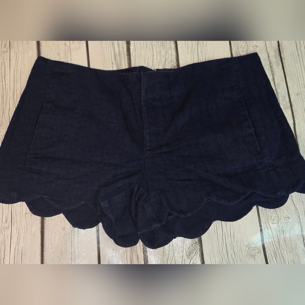 Lilly Pulitzer Scalloped Hem Shorts Navy Anchor Preppy Nautical Womens Size 2 - Picture 2 of 7